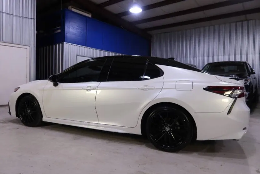 2023 Toyota Camry XSE V6 photo 1