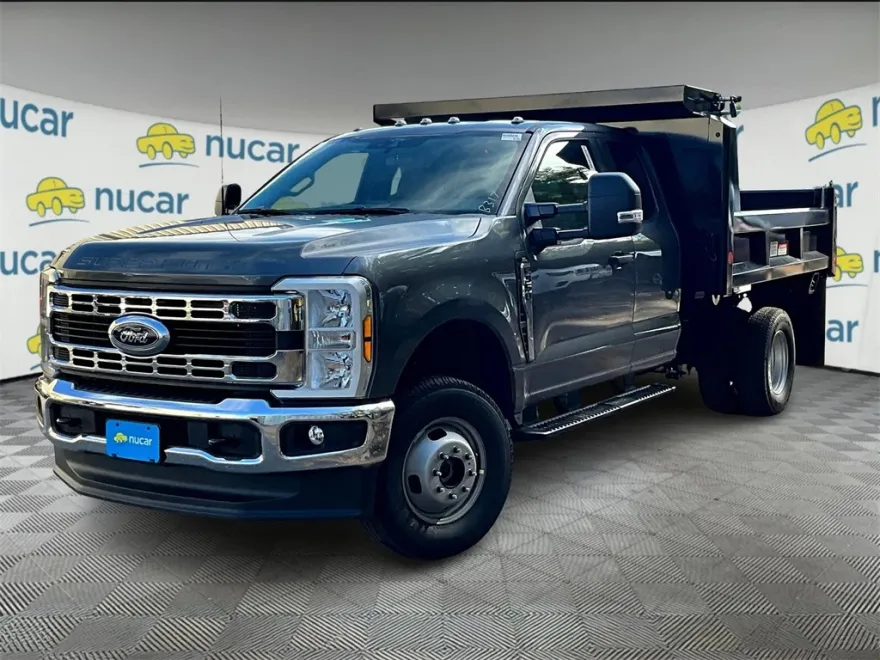 2026 Ford F-350 XL photo 1