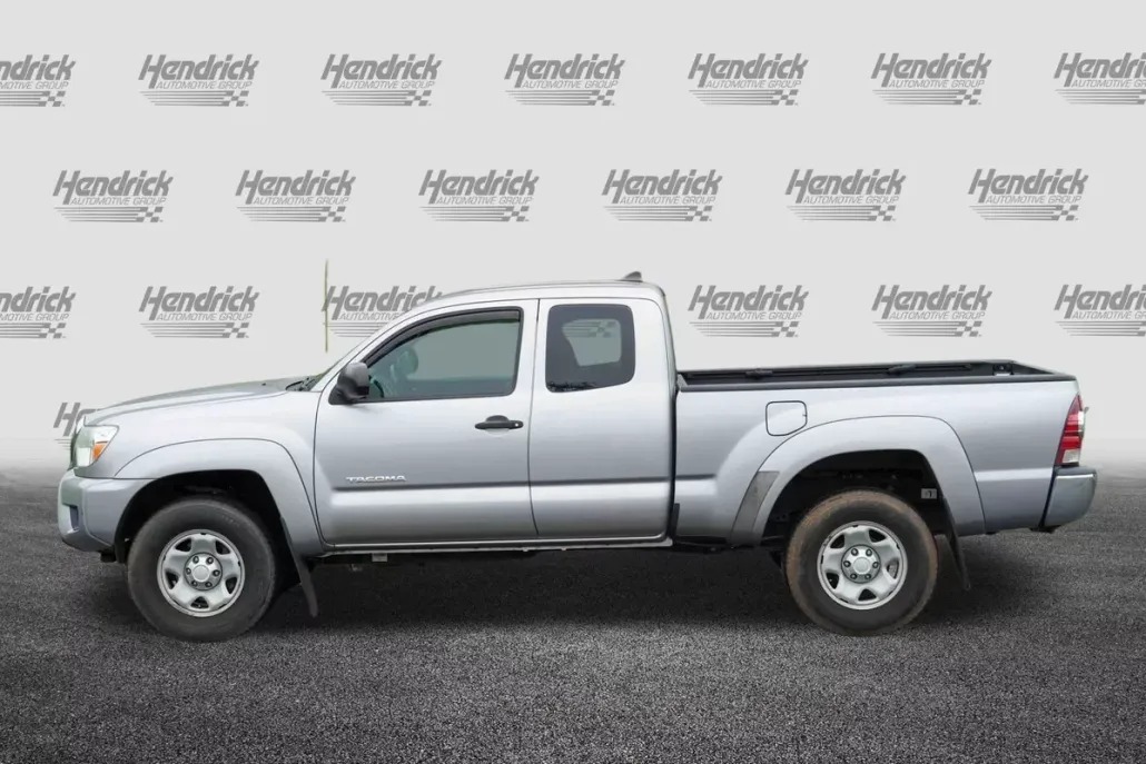 2014 Toyota Tacoma PreRunner V6 photo 1
