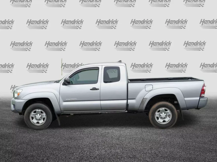 2014 Toyota Tacoma PreRunner V6 photo 1