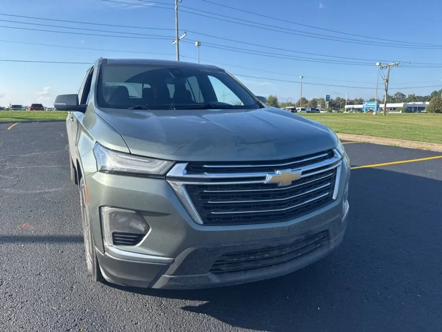 2023 Chevrolet Traverse photo 1