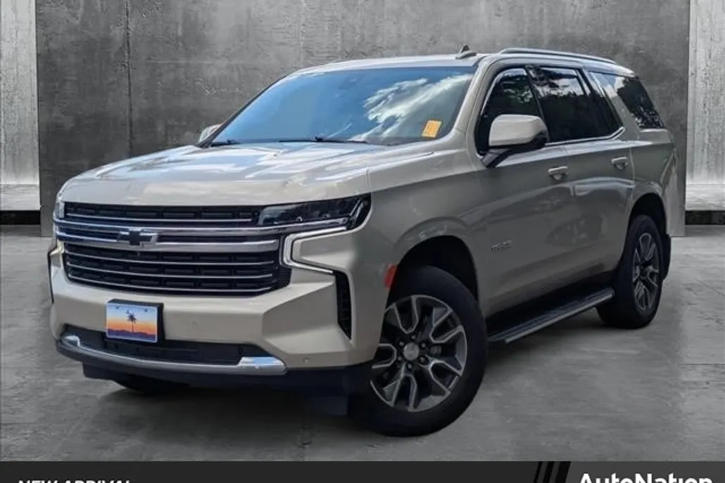 2021 Chevrolet Tahoe LT photo 1