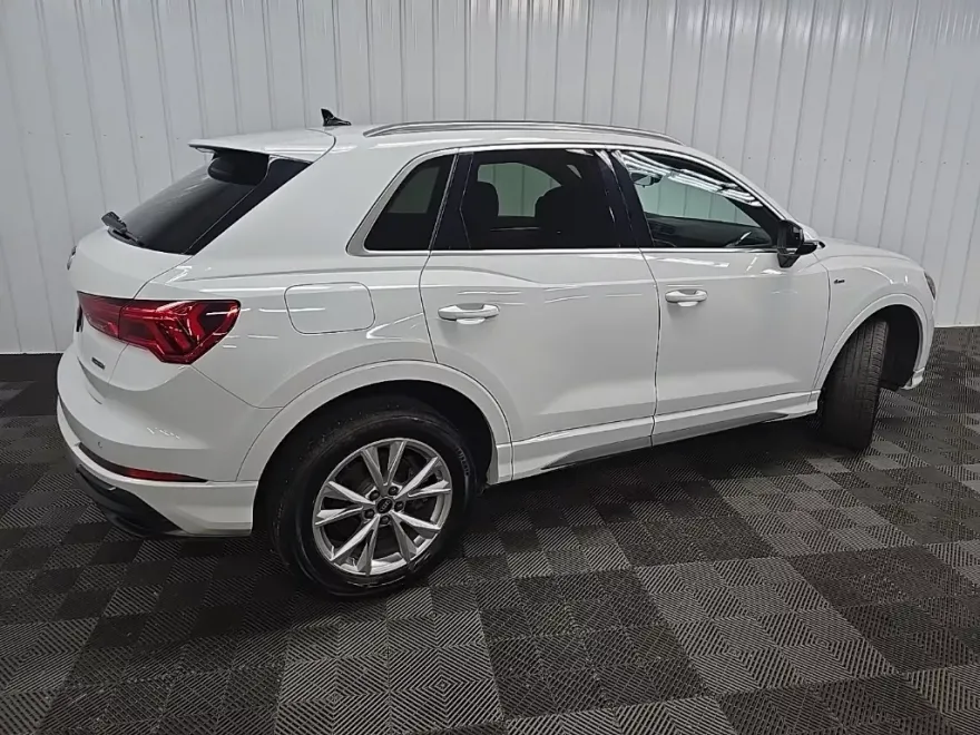 2022 Audi Q3 Premium S line photo 1