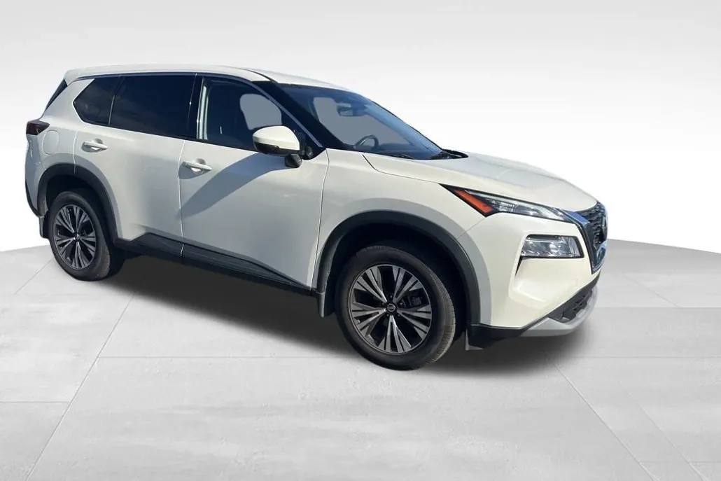 2021 Nissan Rogue SV photo 1