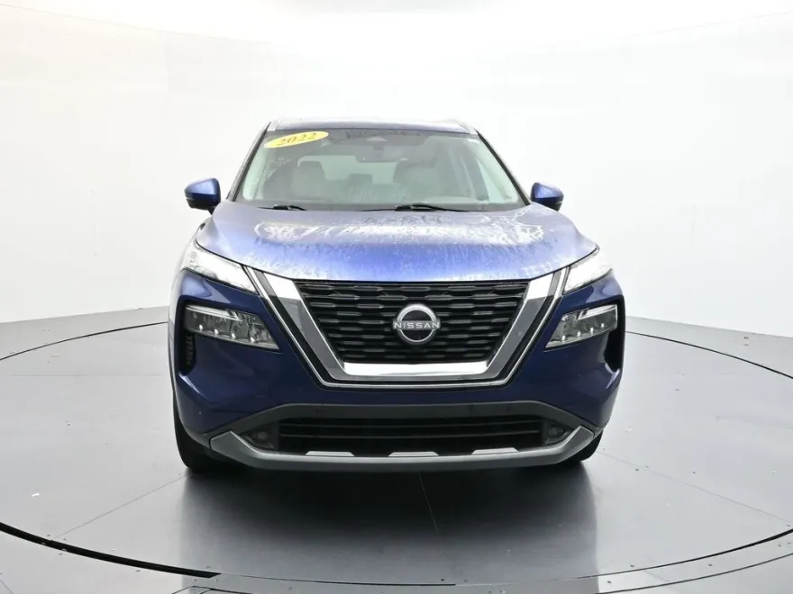 2022 Nissan Rogue SL photo 1