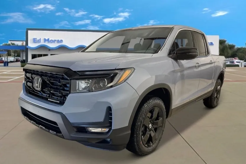 2025 Honda Ridgeline Black Edition photo 1