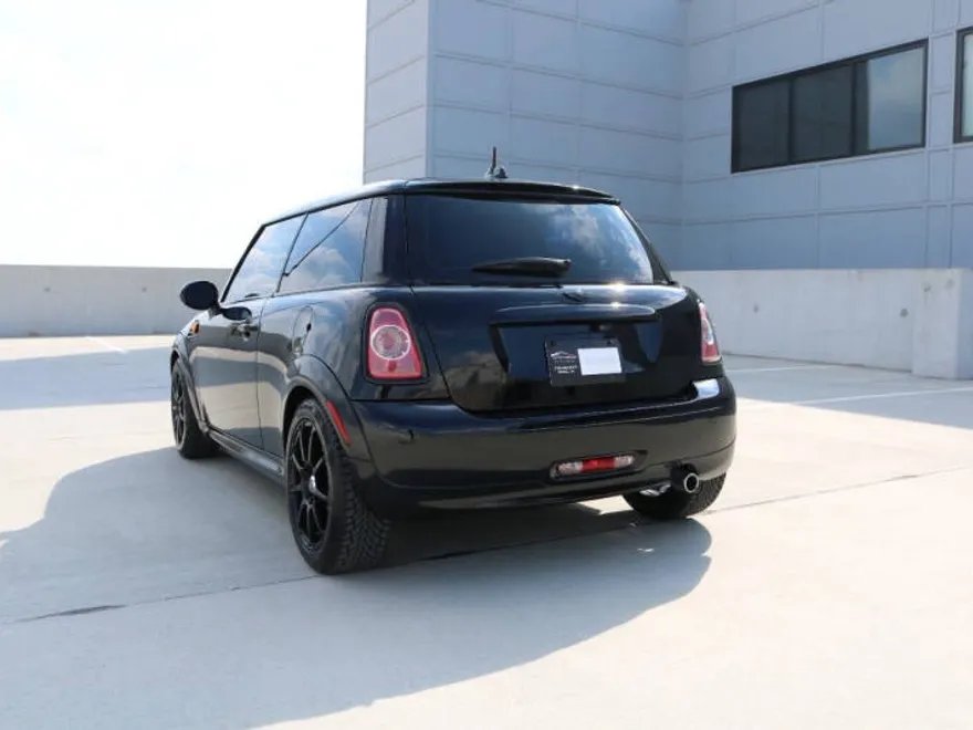2012 Mini Cooper Hardtop Base 2 Door photo 1
