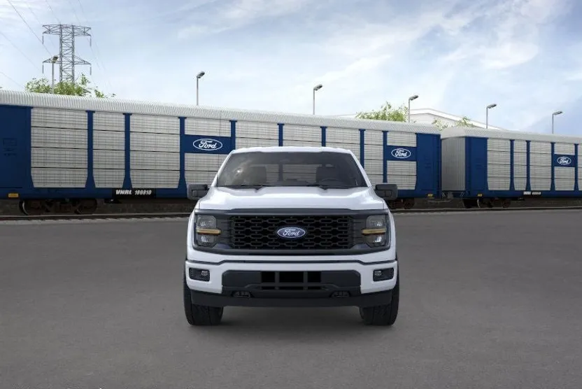 2025 Ford F-150 STX photo 1