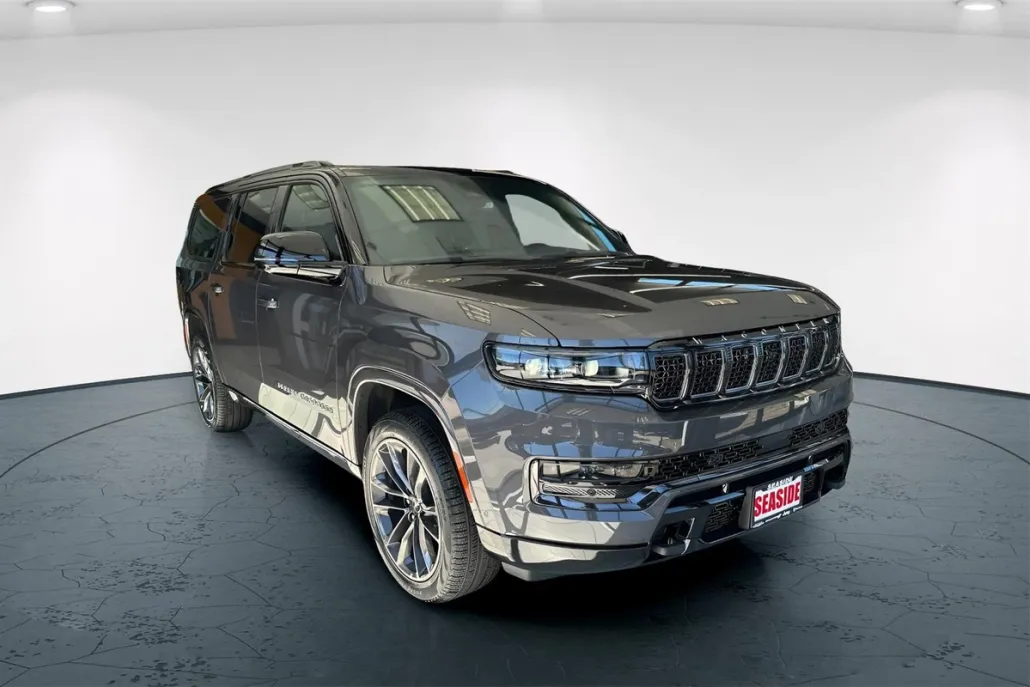 2024 Jeep Grand Wagoneer L photo 1