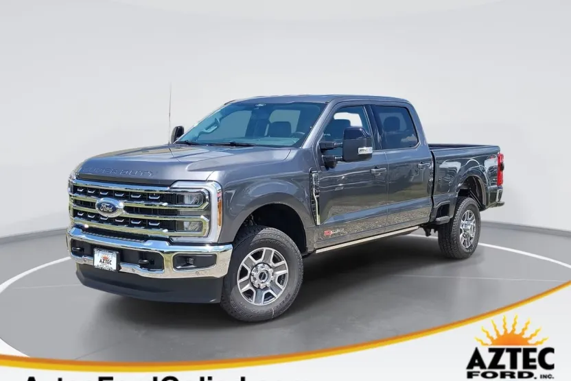 2025 Ford F-250 Lariat photo 1