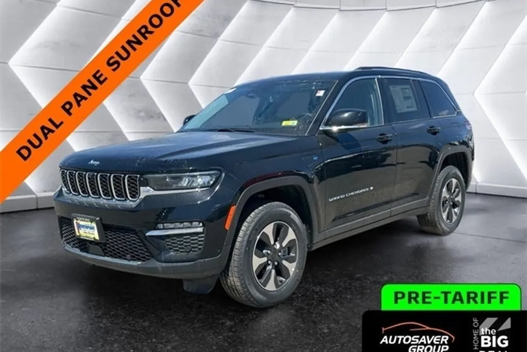 2024 Jeep Cherokee photo 1