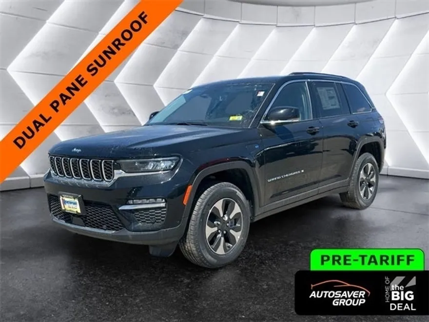 2024 Jeep Cherokee photo 1