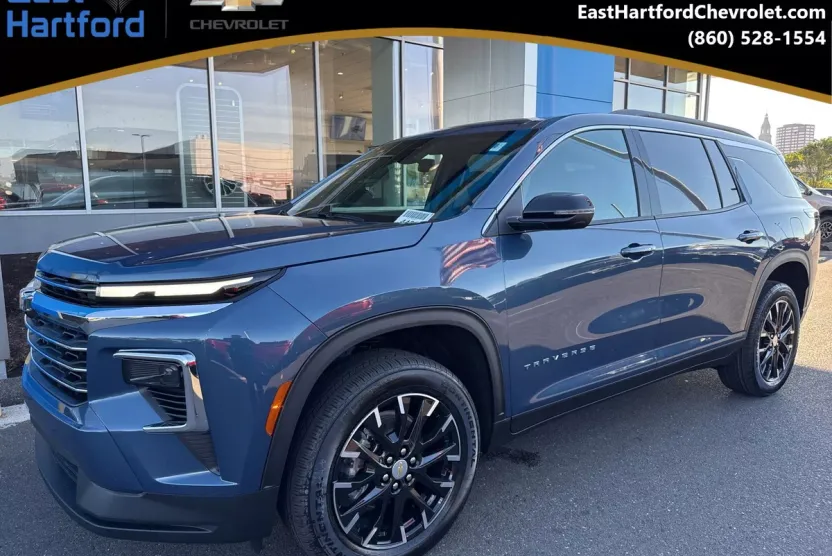 2026 Chevrolet Traverse photo 1