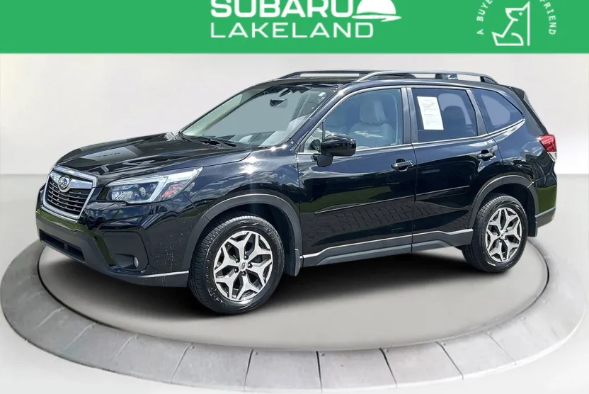 2021 Subaru Forester Premium photo 1