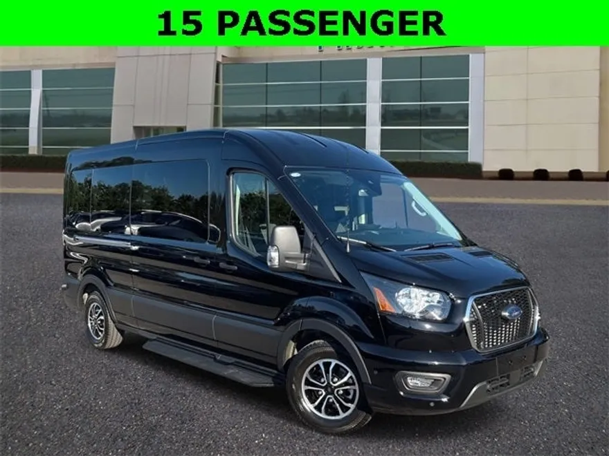 2025 Ford Transit Passenger Van XLT photo 1