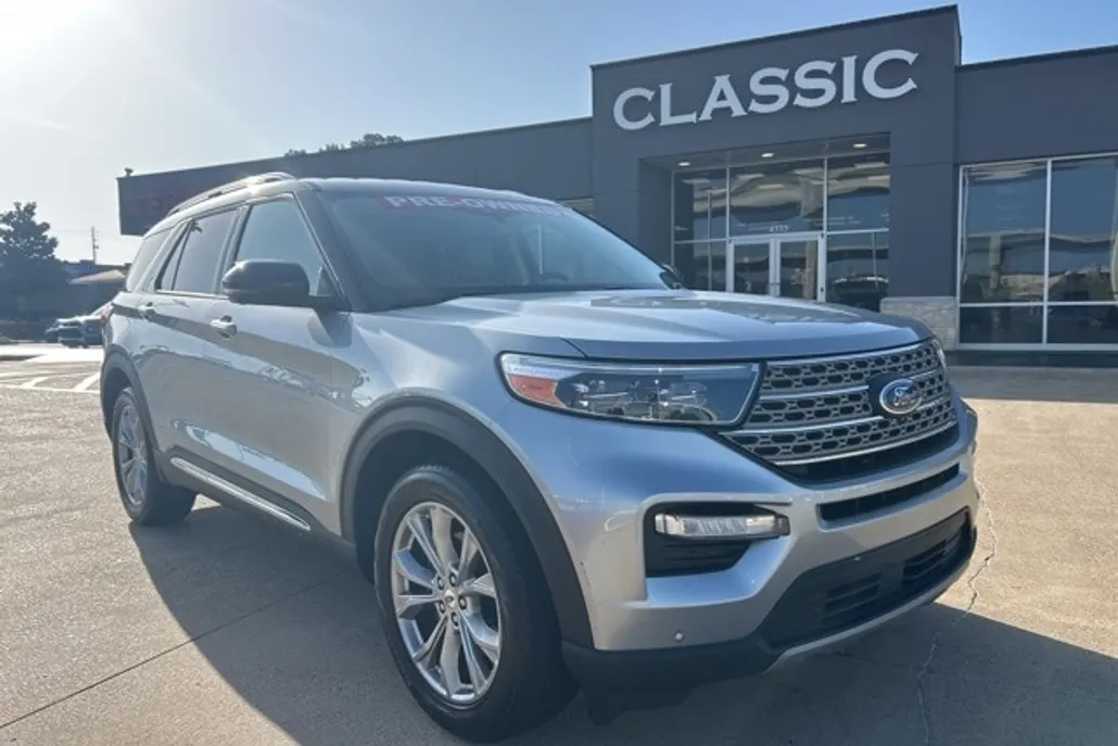 2023 Ford Explorer Limited photo 1