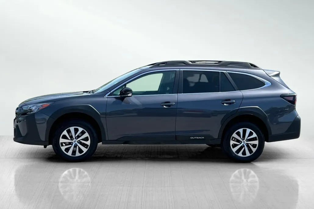 2024 Subaru Outback Premium photo 1