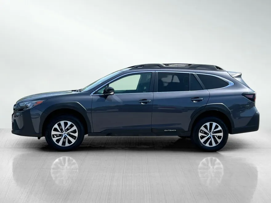 2024 Subaru Outback Premium photo 1