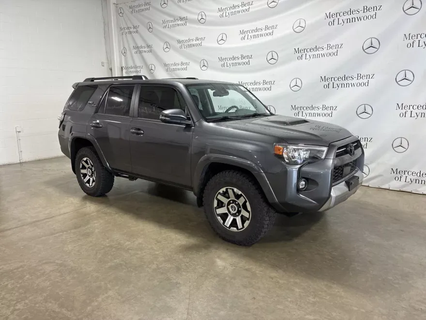 2023 Toyota 4Runner TRD photo 1