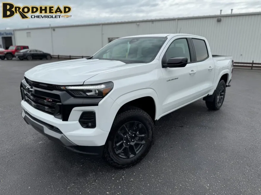 2025 Chevrolet Colorado Z71 photo 1
