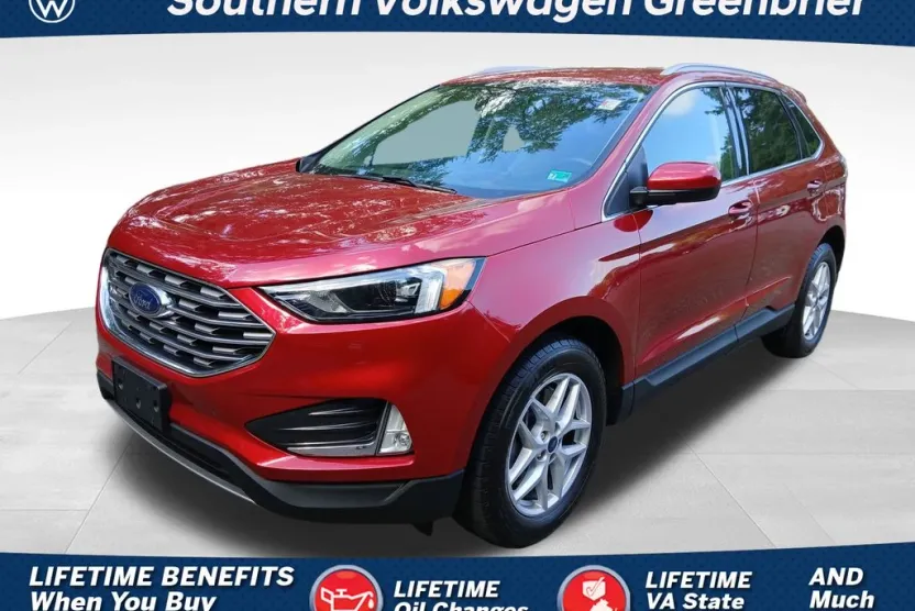 2022 Ford Edge SEL photo 1