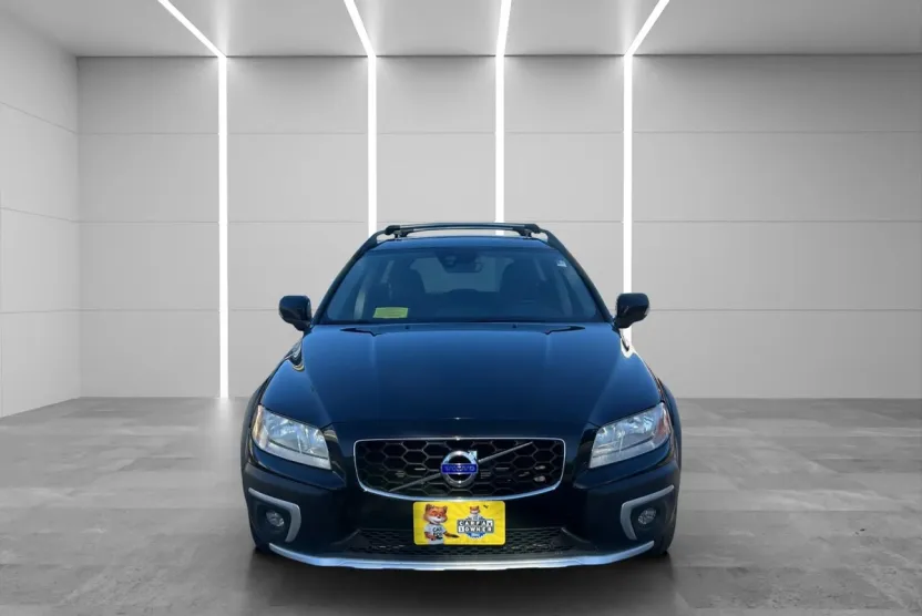 2015 Volvo XC70 T6 photo 1