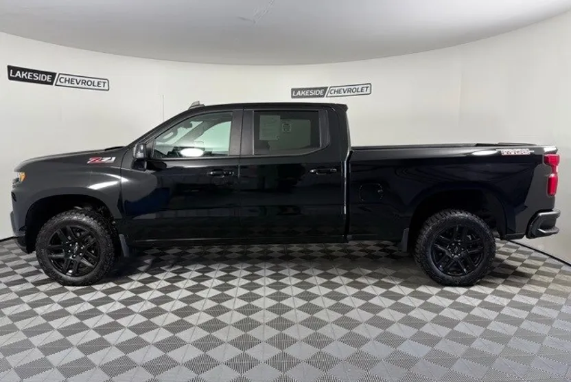 2022 Chevrolet Silverado 1500 LT Trail Boss photo 1