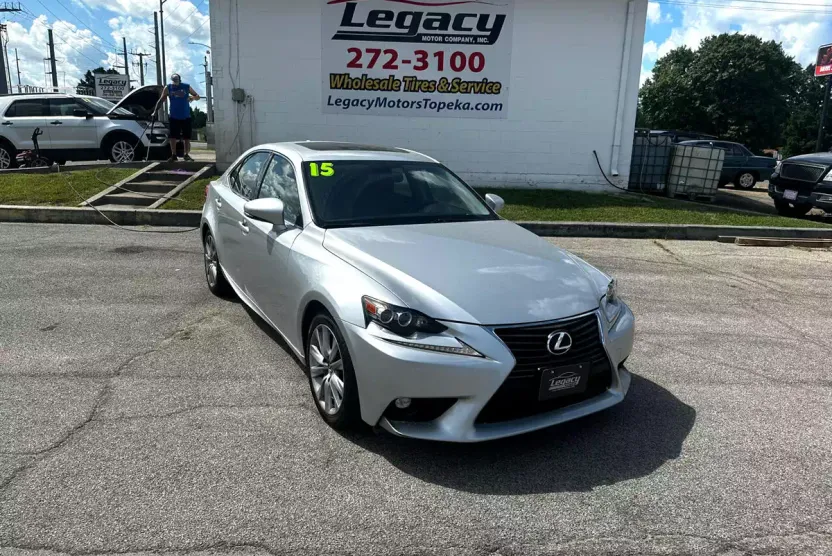 2015 Lexus IS 250 AWD photo 1