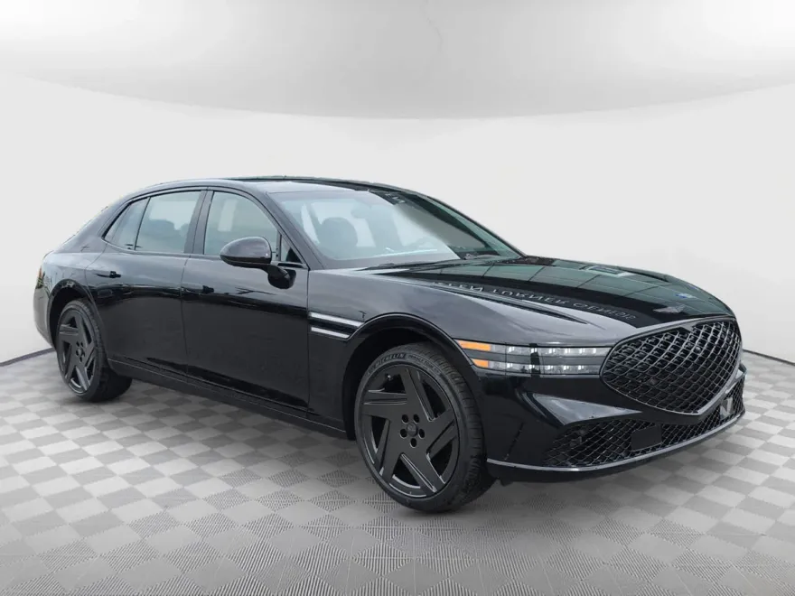 2026 Genesis G90 3.5T E-Supercharger photo 1