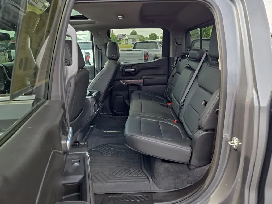 2021 Chevrolet Silverado 1500 LTZ photo 1