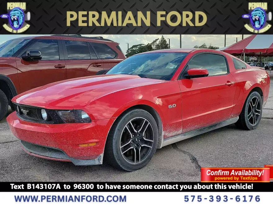 2012 Ford Mustang GT photo 1