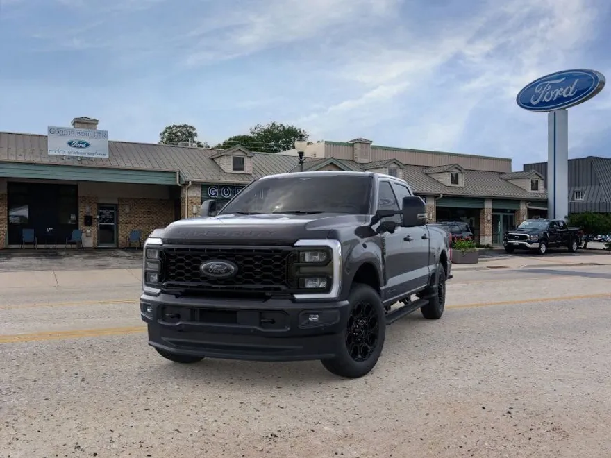 2026 Ford F-250 Lariat photo 1