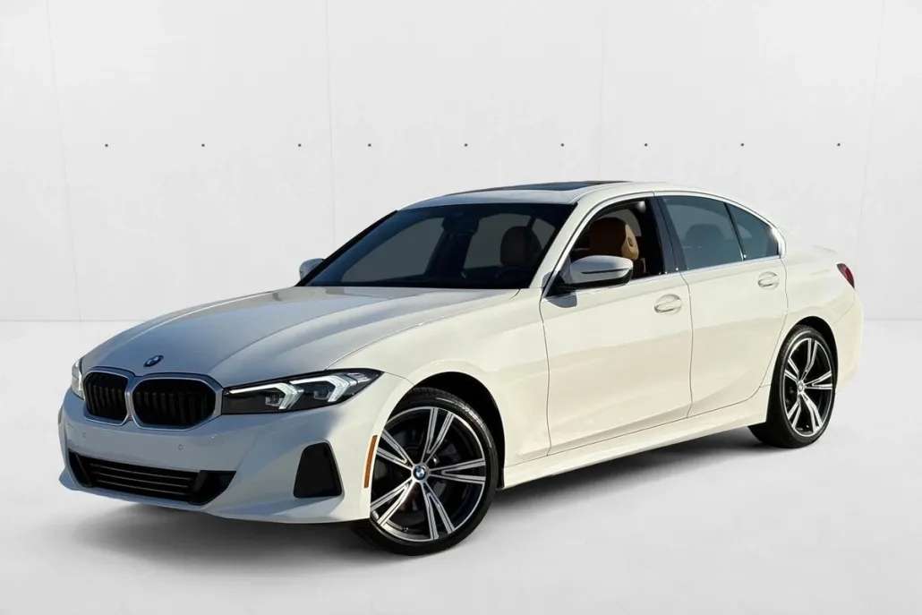 2024 Bmw 330i photo 1