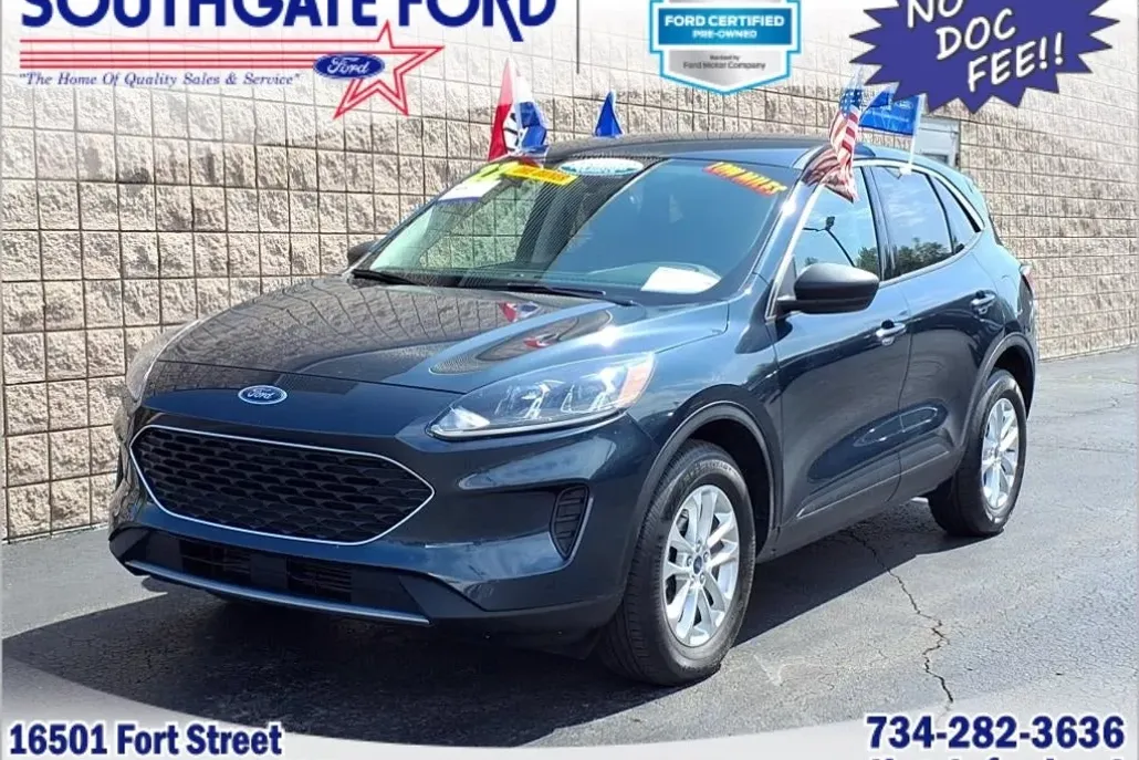 2022 Ford Escape SE photo 1