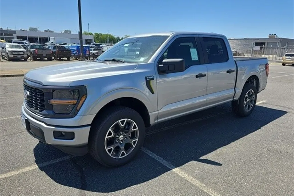 2025 Ford F-150 STX photo 1