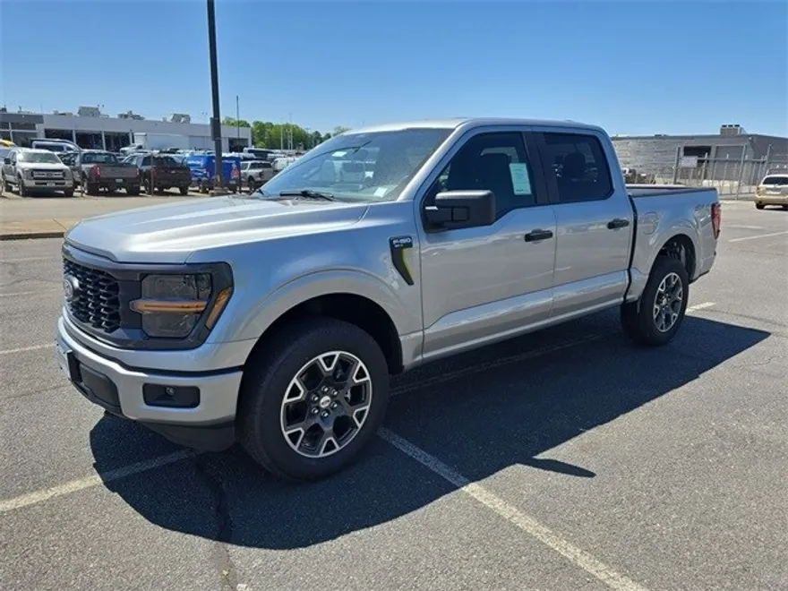 2025 Ford F-150 STX photo 1