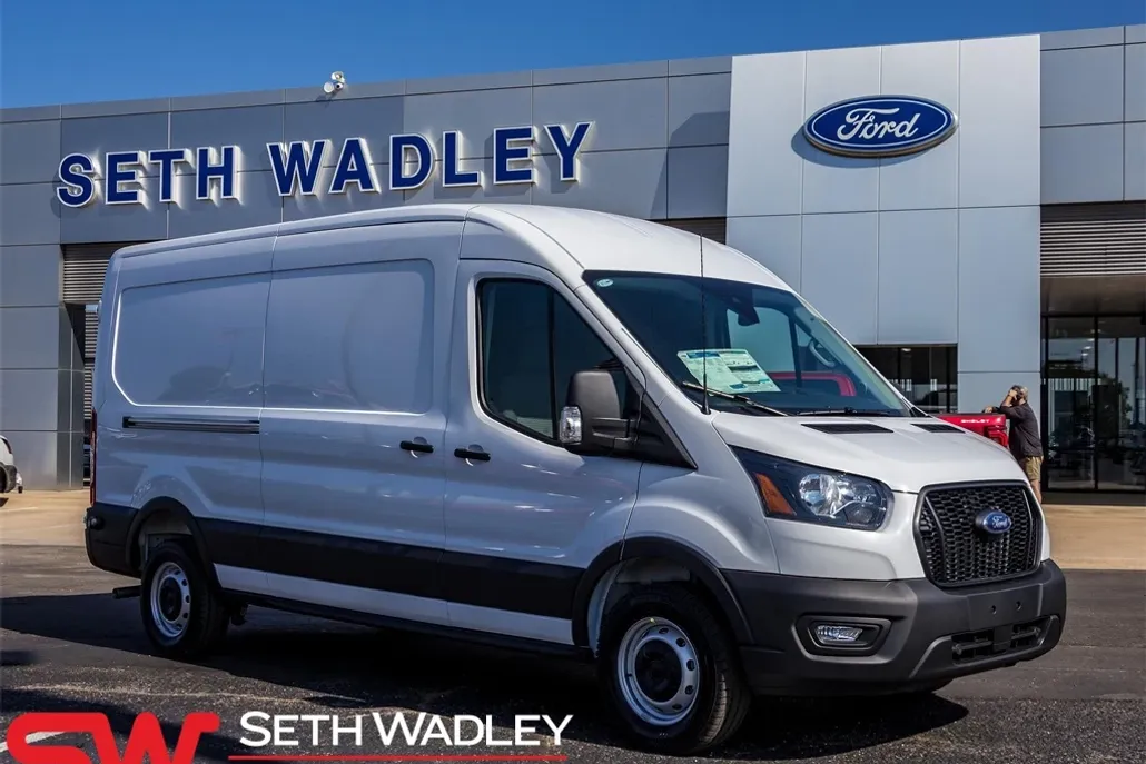 2025 Ford Transit photo 1