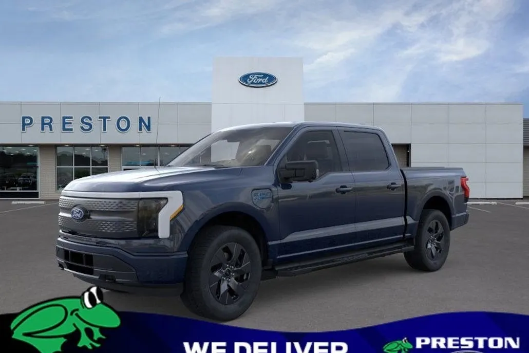 2025 Ford F-150 Lightning photo 1