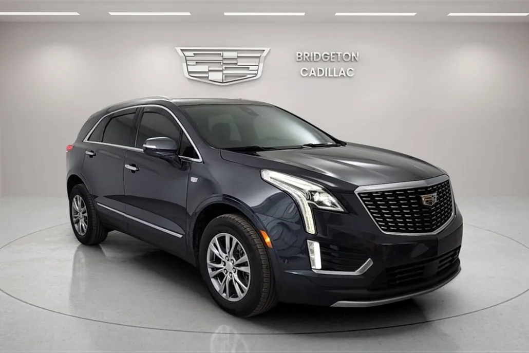 2022 Cadillac XT5 Premium Luxury photo 1