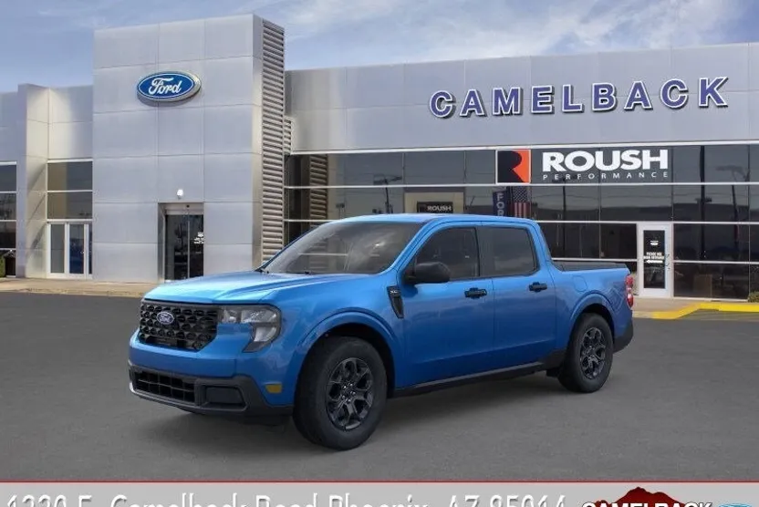 2025 Ford Maverick XLT photo 1