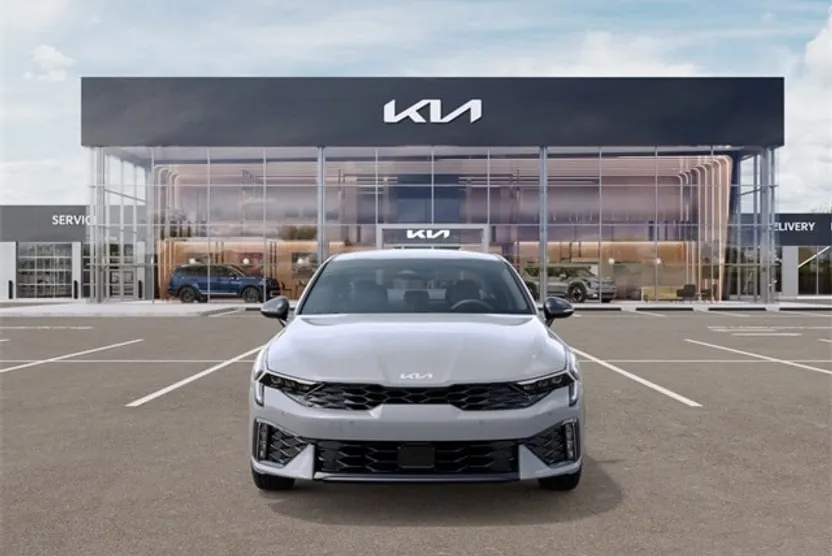 2026 Kia K5 GT-Line photo 1