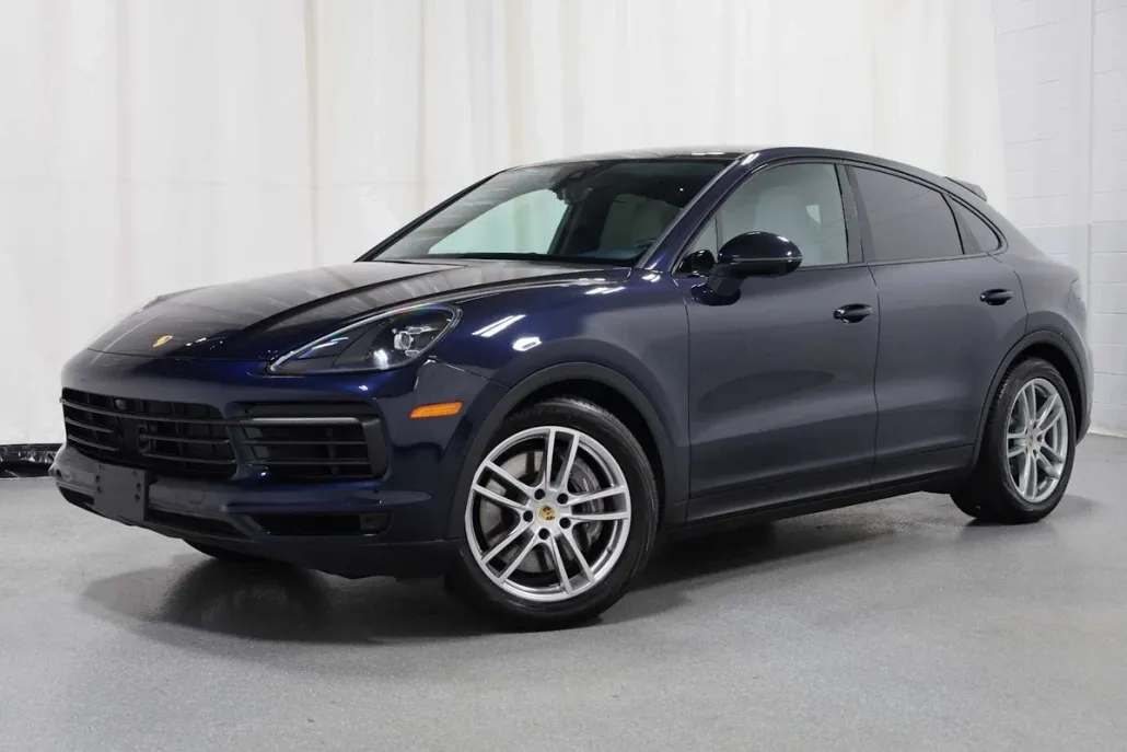 2023 Porsche Cayenne Coupe photo 1