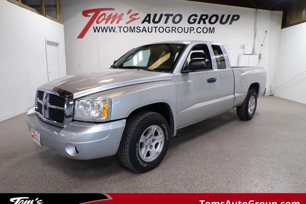 2006 Dodge Dakota SLT photo 1