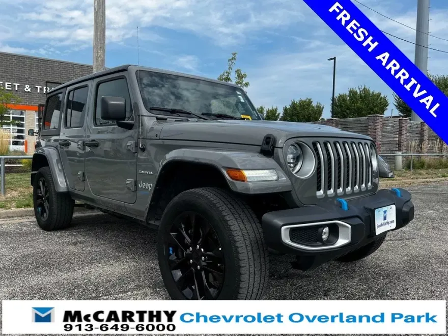 2023 Jeep Wrangler Sahara 4xe photo 1