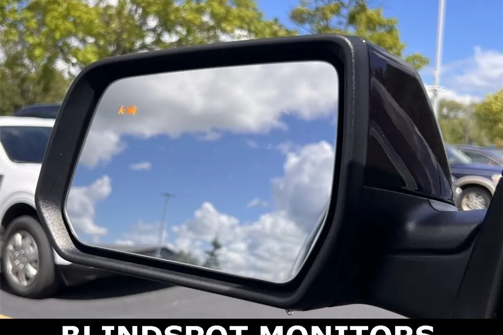 2021 Chevrolet Traverse Cloth 1LT photo 1