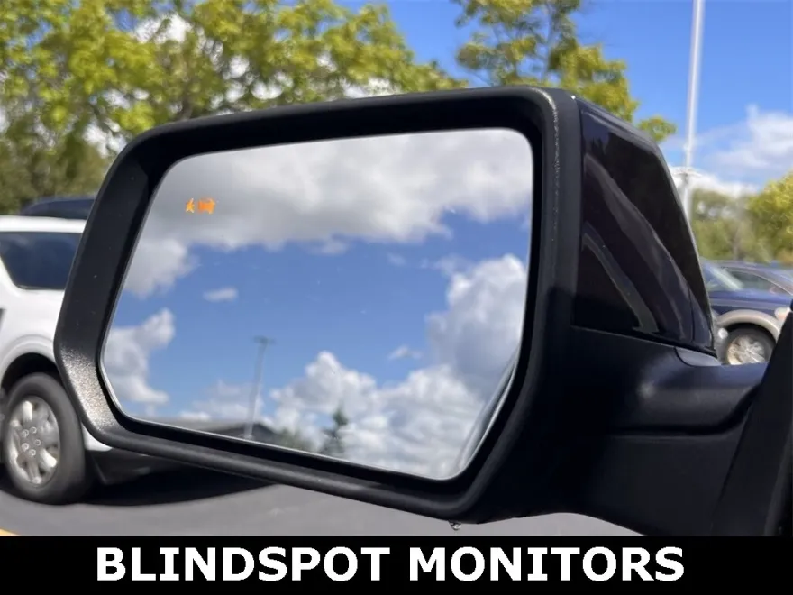 2021 Chevrolet Traverse Cloth 1LT photo 1
