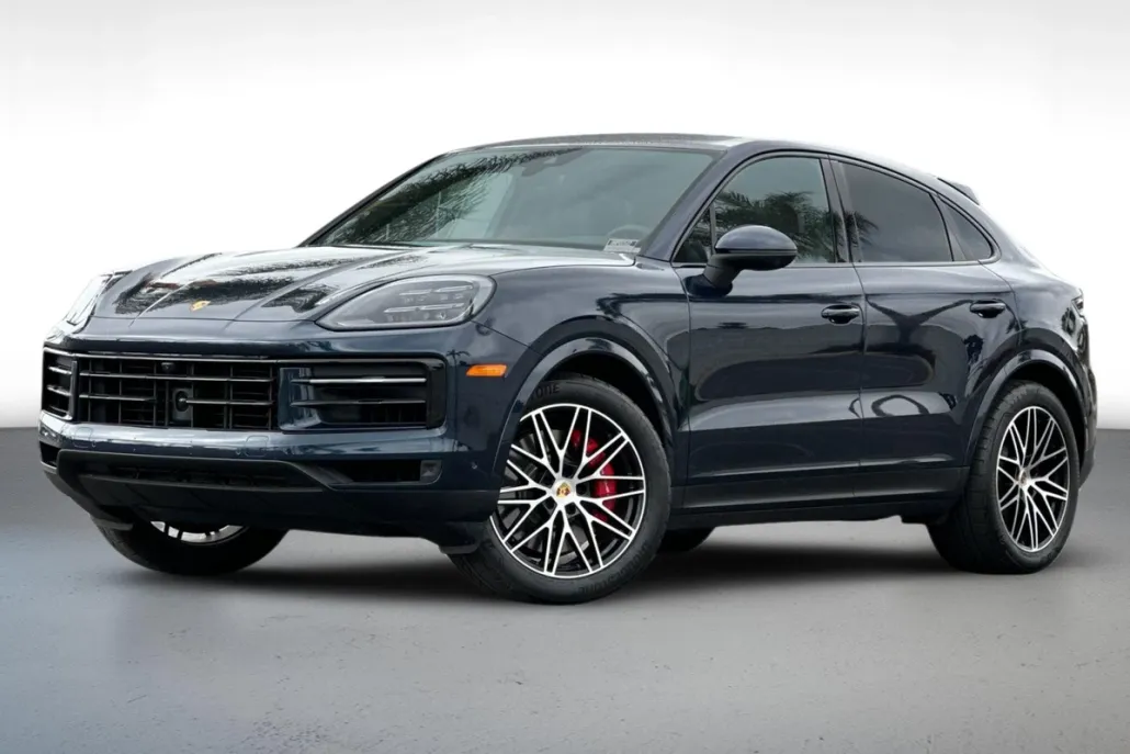 2024 Porsche Cayenne S Coupe photo 1