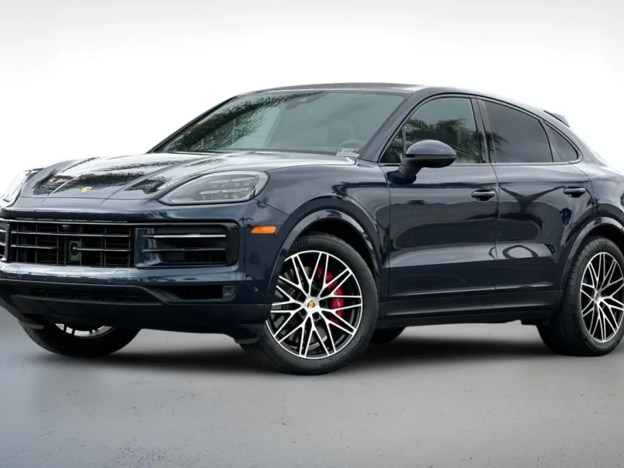 2024 Porsche Cayenne S Coupe photo 1