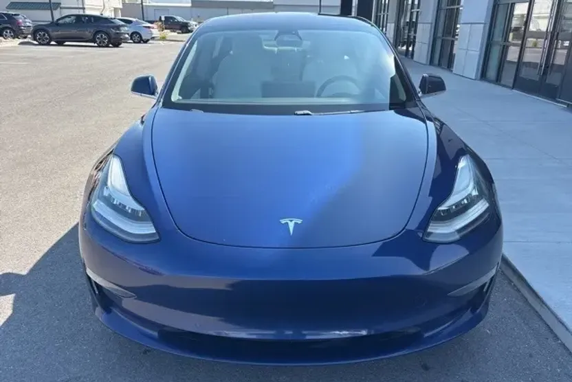 2018 Tesla Model 3 Long Range photo 1