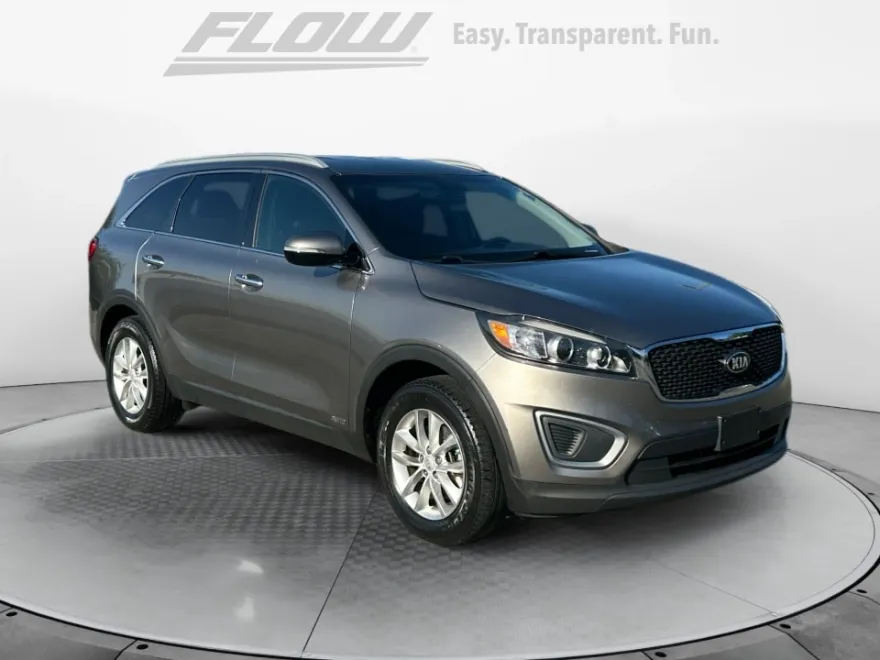2016 Kia Sorento LX photo 1